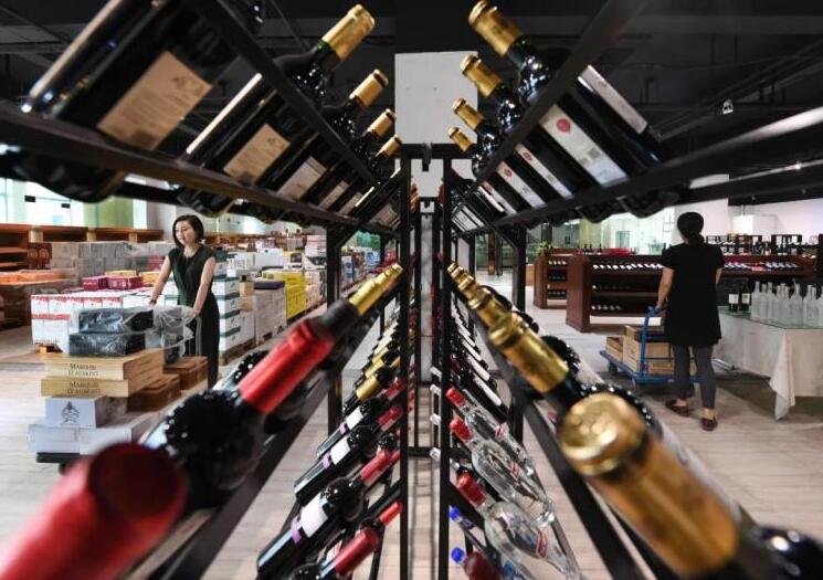 宁波保税区进口商品市场摘得“中国驰名商标”，冉冉上升的进口酒大市场