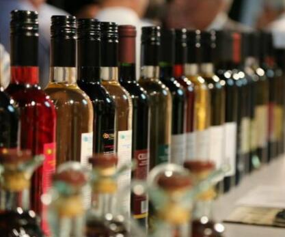 南非葡萄酒商积压大量葡萄酒，明年或出现大降价