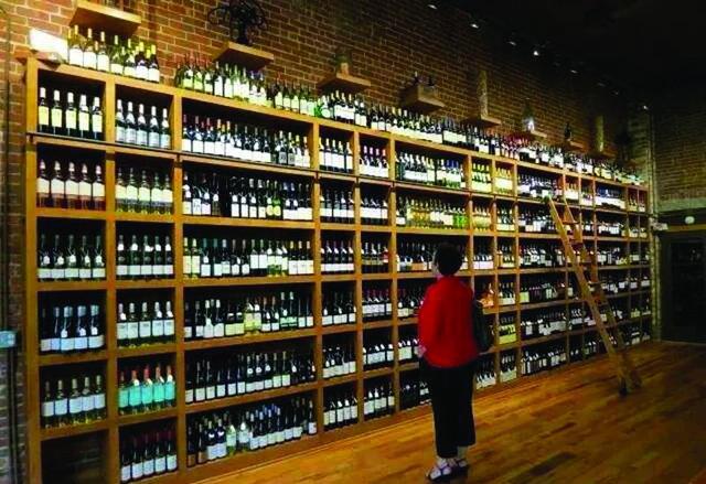 国产葡萄酒如何做，才能打动消费者？