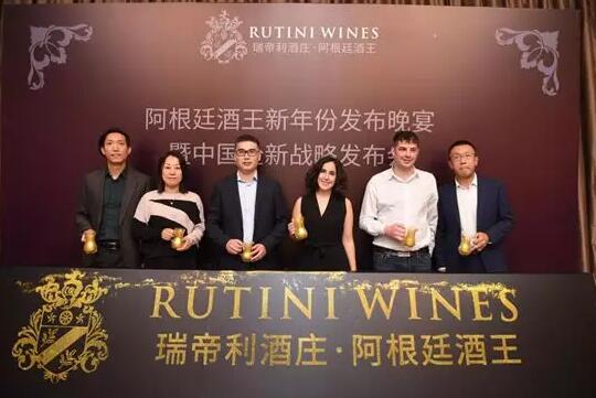 阿根廷政府加强与中国的贸易来往，有利于阿根廷葡萄酒的发展