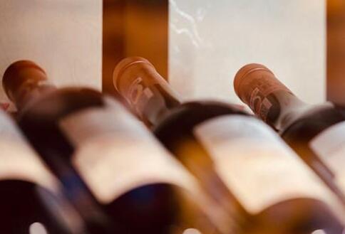 中国葡萄酒产业走到发展的“十字路口”