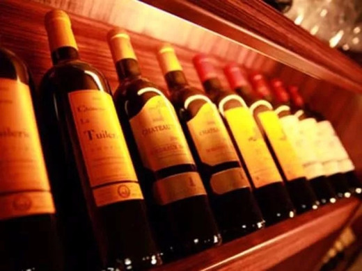 美国对欧盟葡萄酒征收关税，欧盟采取反制措施