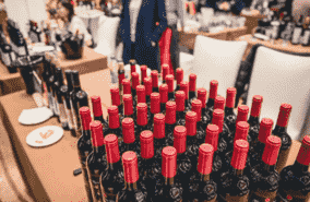 中国葡萄酒行业亟待突破瓶颈期