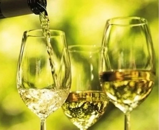 国潮正当行，葡萄酒企业应该怎么做？