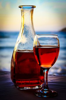 为什么葡萄酒兑雪碧就相当于慢性“毒药”呢？