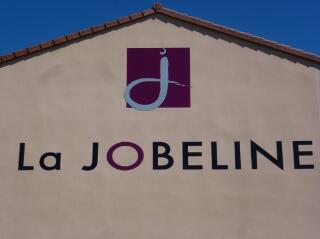 酒庄介绍：茱比霖酒庄 Domaine de la Jobeline