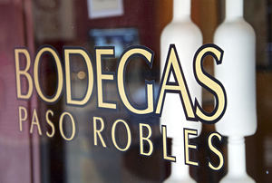 酒庄信息：帕索罗布尔斯酒庄 Bodegas Paso Robles