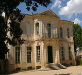 酒庄信息：朗格朗酒庄 Chateau de l'Engarran
