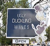 酒庄信息：丑小鸭酒庄 Ugly Duckling Wines