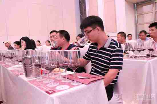 第九届“精彩纷呈梅多克”葡萄酒品鉴会巡展在深圳打响头炮