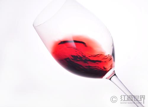 探秘：葡萄酒中含有哪些秘密成分？