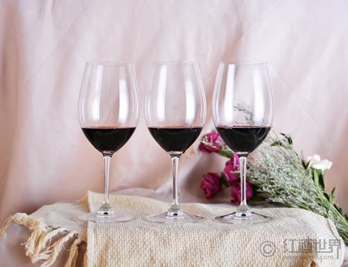 葡萄酒怎样才能“复杂”起来？