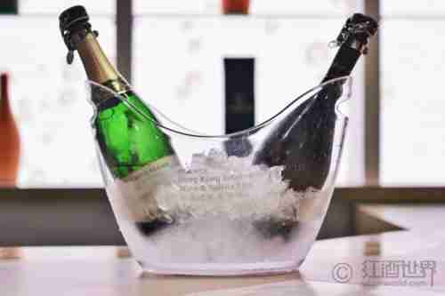 香槟生产商：英国退欧导致香槟2016销量下跌