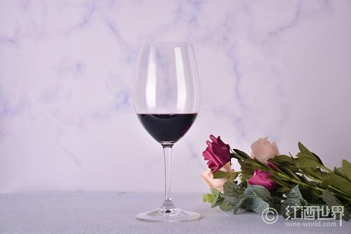 阿根廷红葡萄酒颜色为何如此深