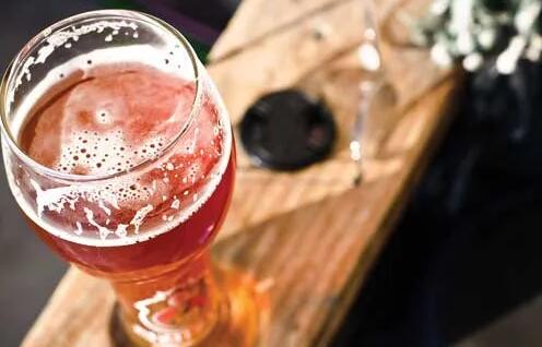 北卡罗来纳州最喜欢的啤酒 适合漫长炎热夏季的10种独特的南方泡沫