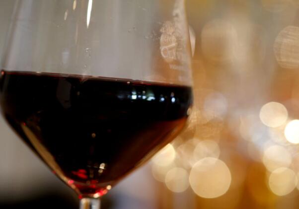 这里有10种方法可以让你更欣赏葡萄酒