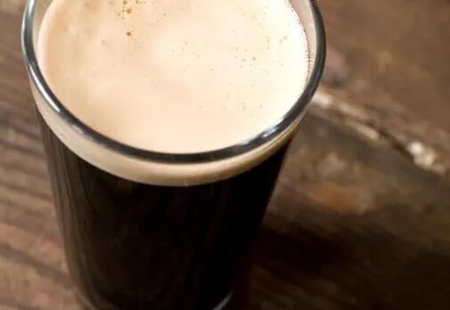 精酿啤酒商表示酒精税的变化威胁到他们的业务
