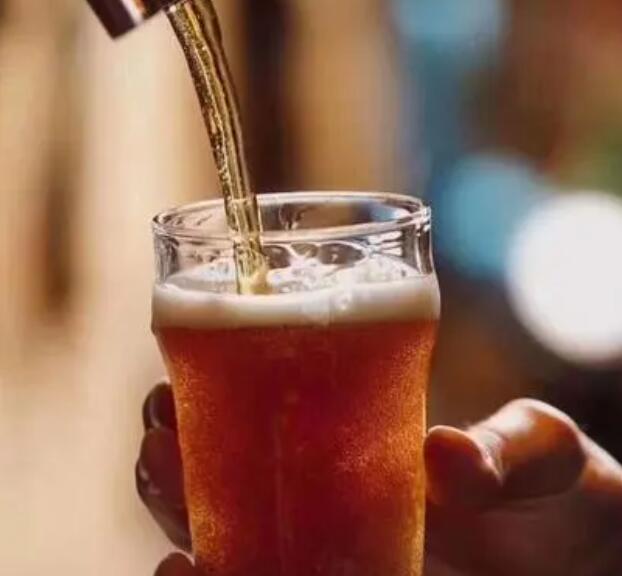 鲍尔公司提高最低罐头订单可能会伤害爱荷华州的一些啤酒厂