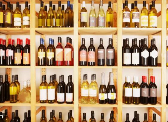 玻璃瓶的成本可能会推高葡萄酒的价格