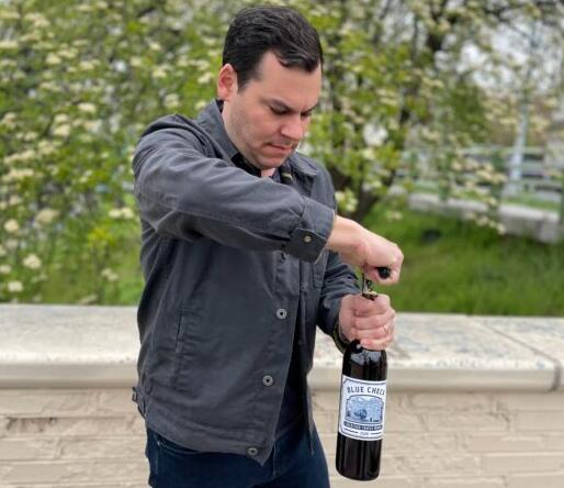 饮料作家揭露名人葡萄酒是如何制作的